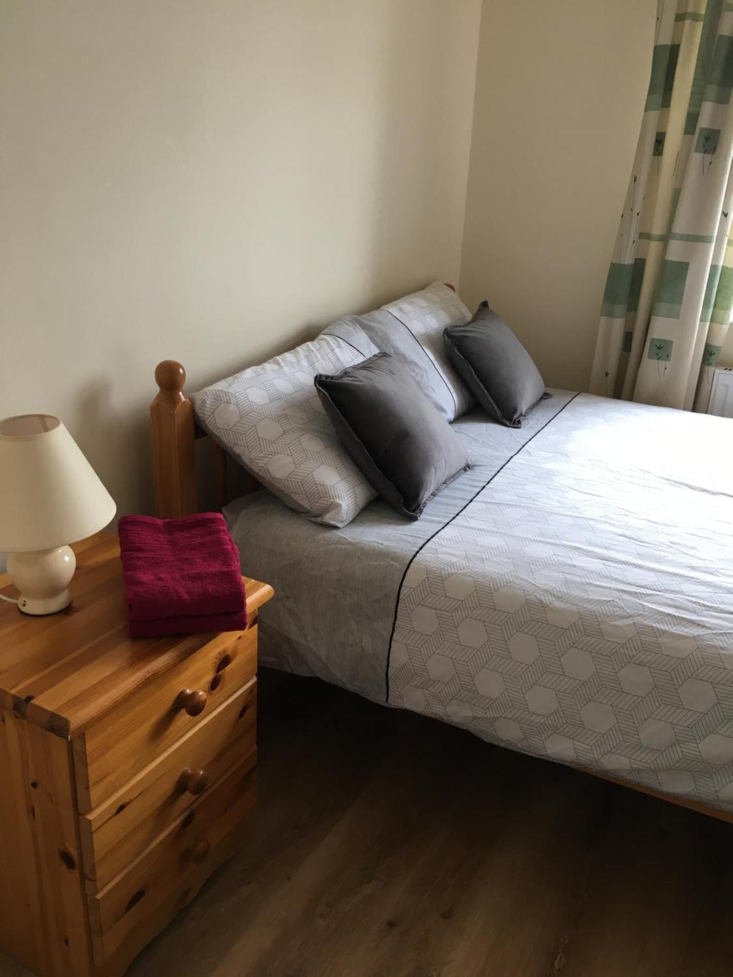 Private Double Rooms & Twin Rooms Rahoon 戈尔韦 外观 照片