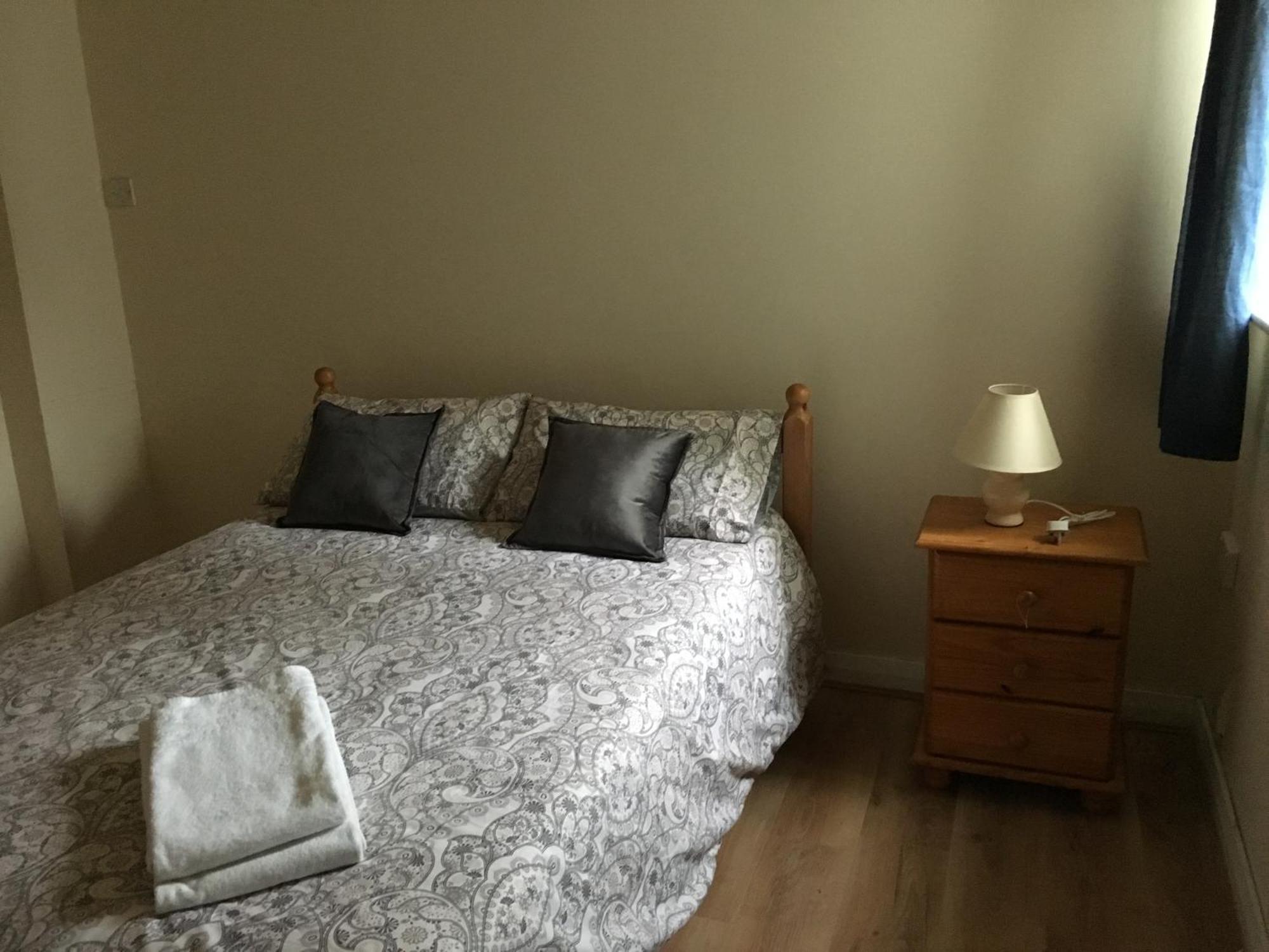 Private Double Rooms & Twin Rooms Rahoon 戈尔韦 外观 照片